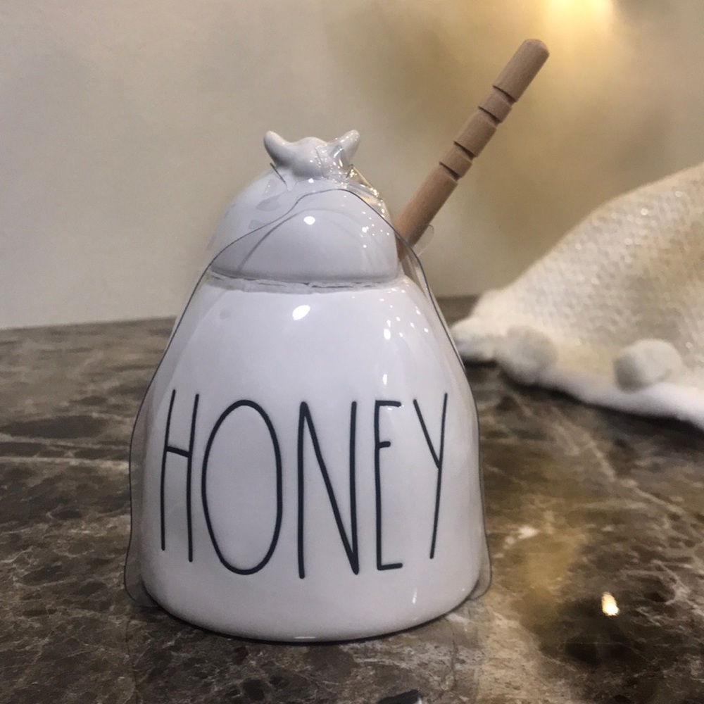 Rae Dunn honey pot